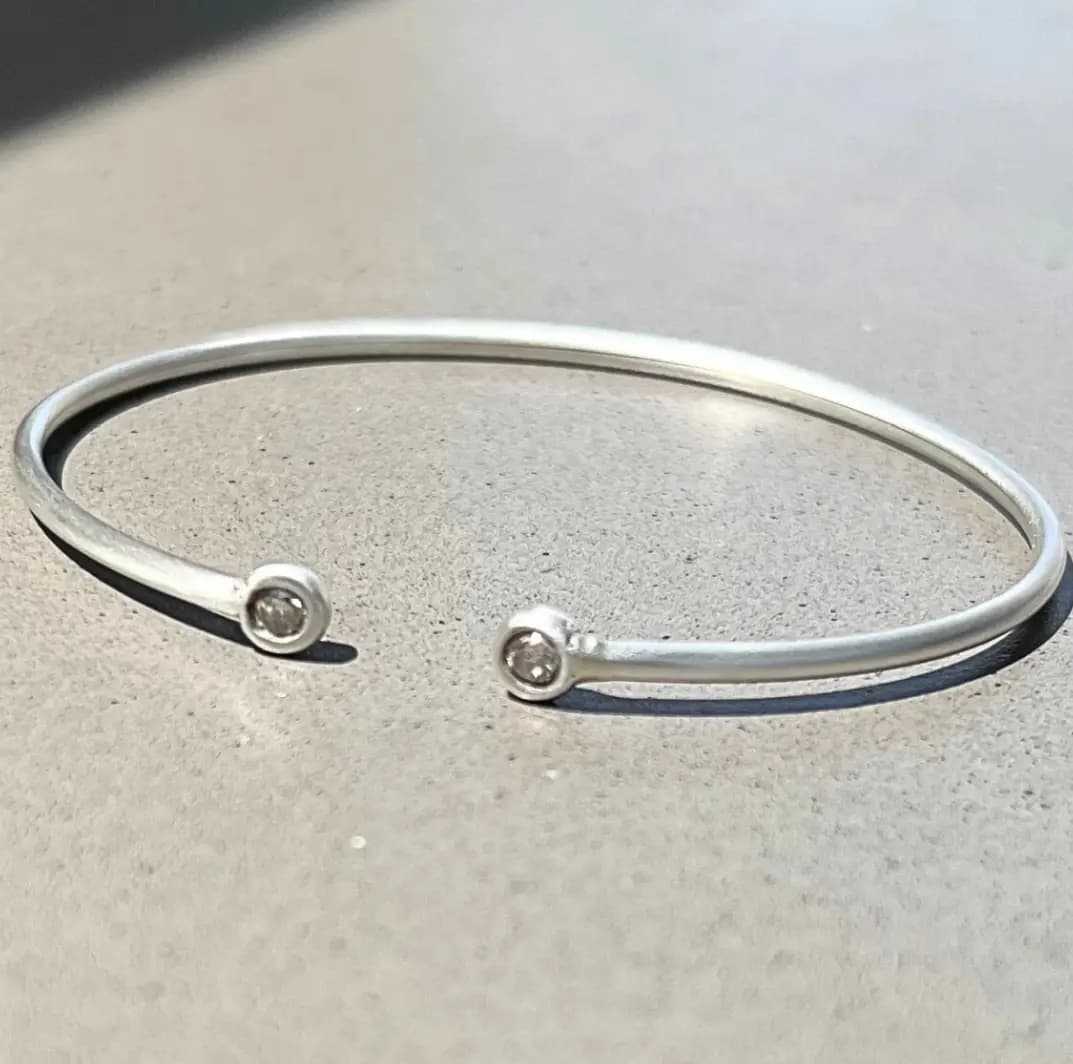 CHAMPAGNE DIAMOND CUFF